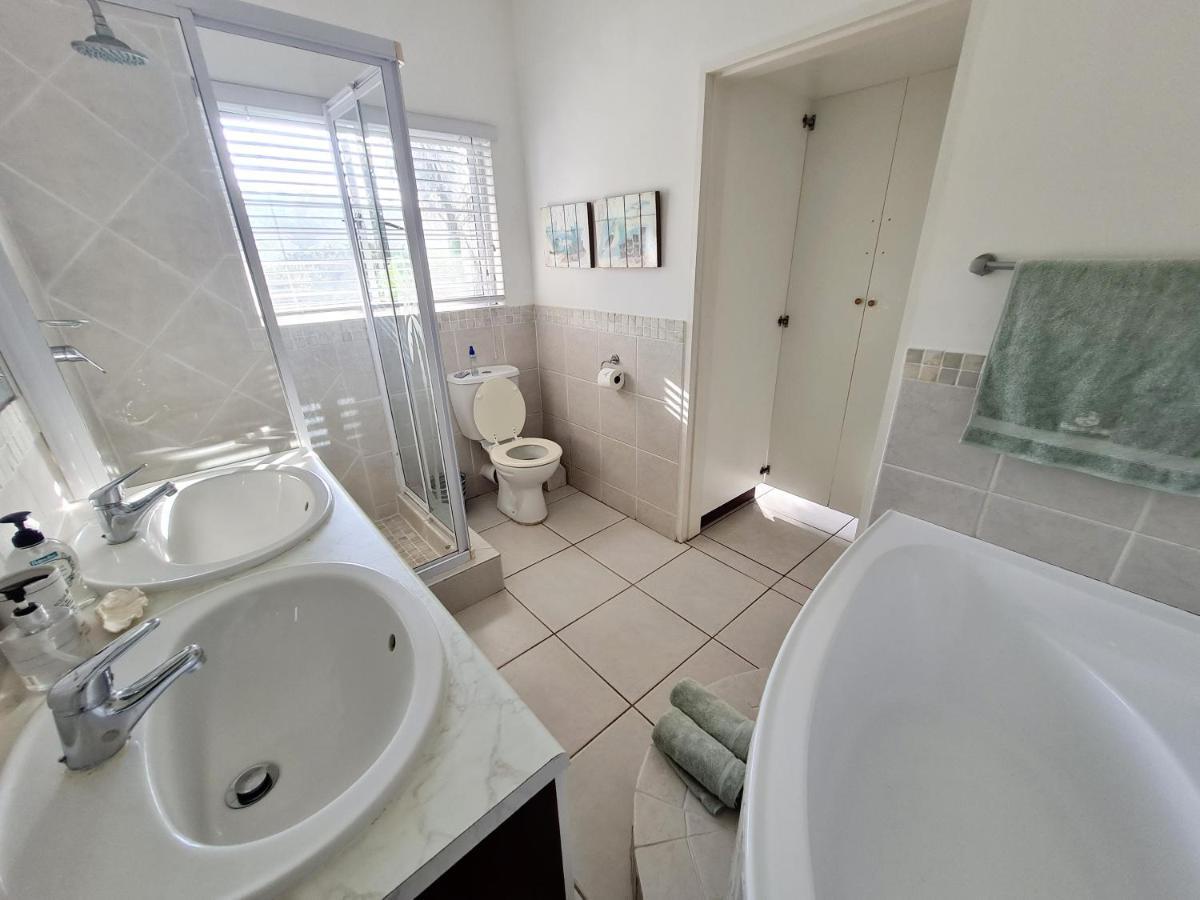 Shaka'S Seat Guesthouse Балито Екстериор снимка