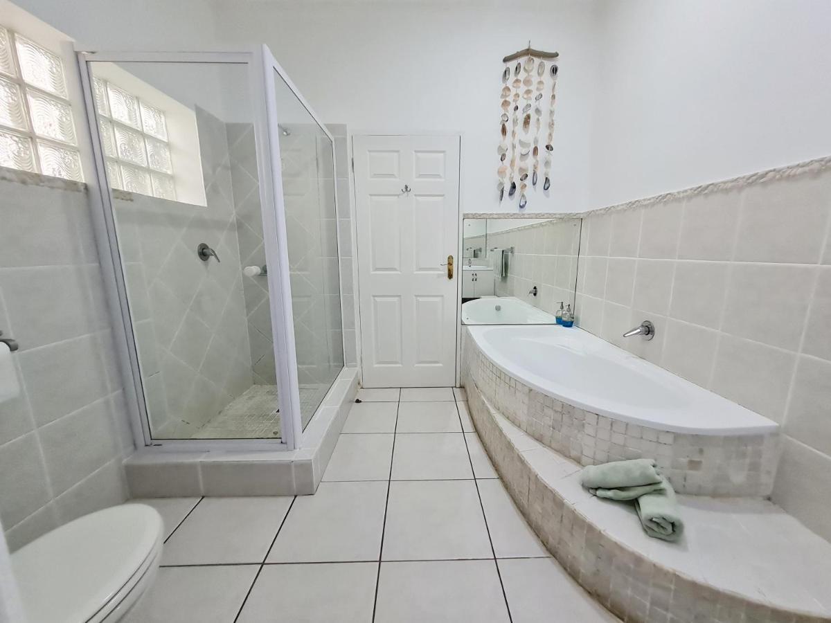 Shaka'S Seat Guesthouse Балито Екстериор снимка